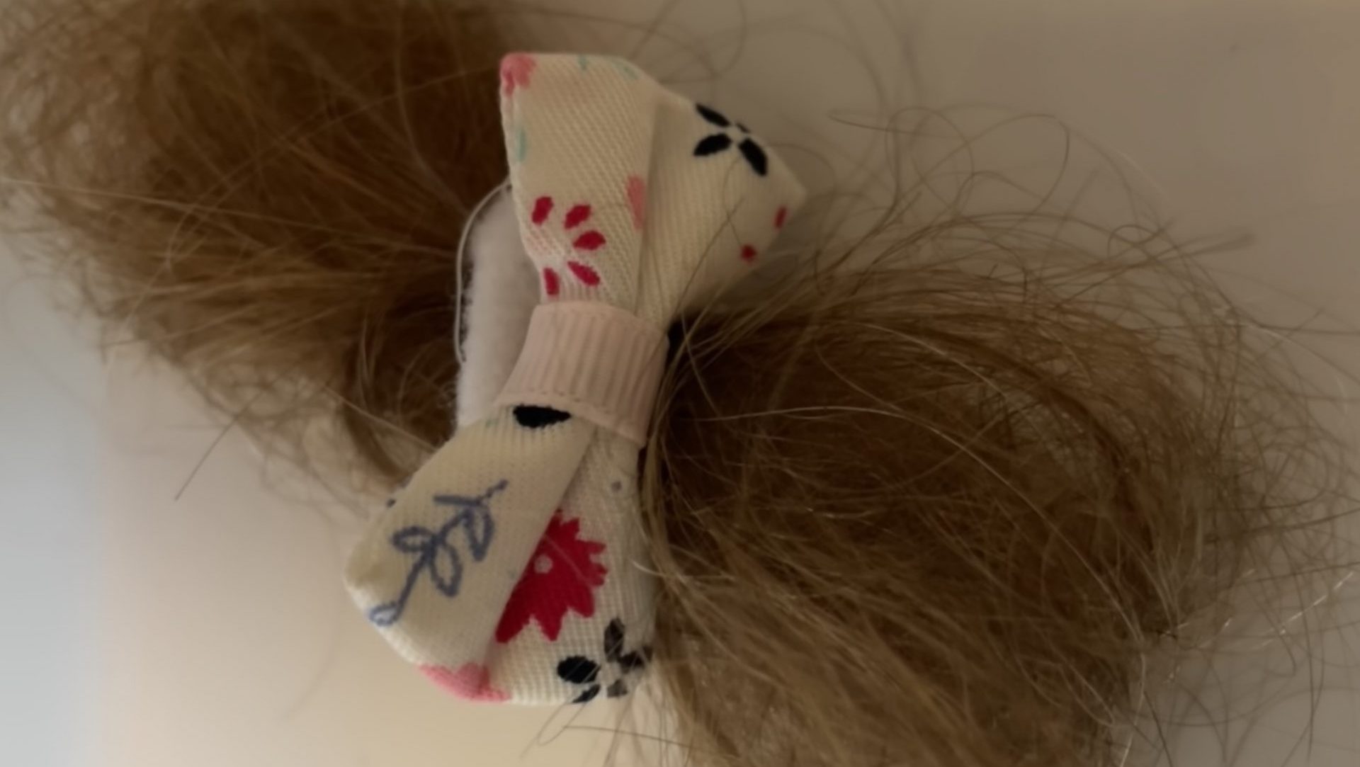 Haare- es büschelt